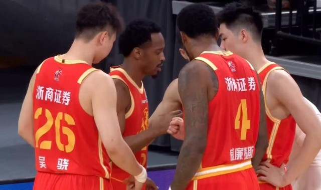 博鱼体育登录入口-逼走布朗？广厦男篮被曝欲扶正孙铭徽，广东队迎来挖角机会！